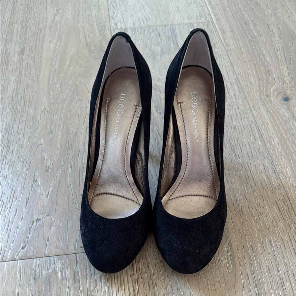 BCBGeneration Black Heels Classic Design